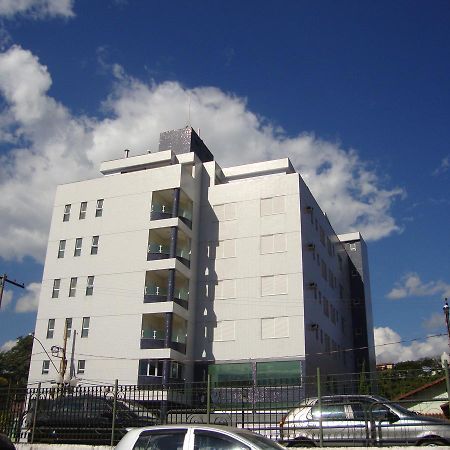 Aredes Hotel Итабирито Екстериор снимка