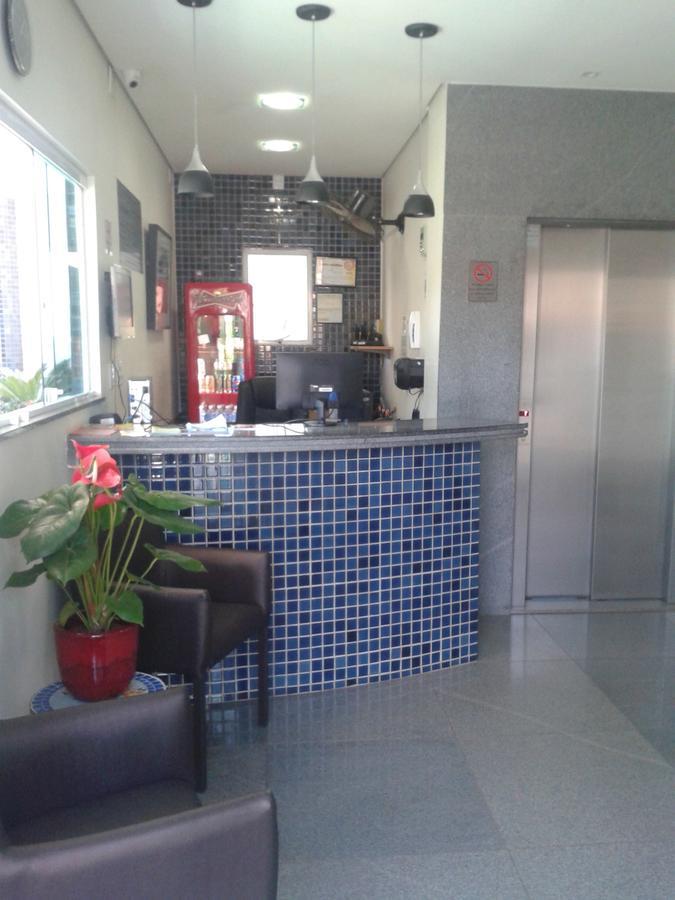 Aredes Hotel Итабирито Екстериор снимка