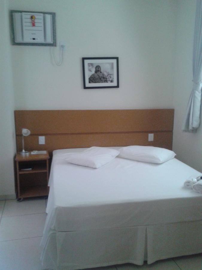 Aredes Hotel Итабирито Екстериор снимка